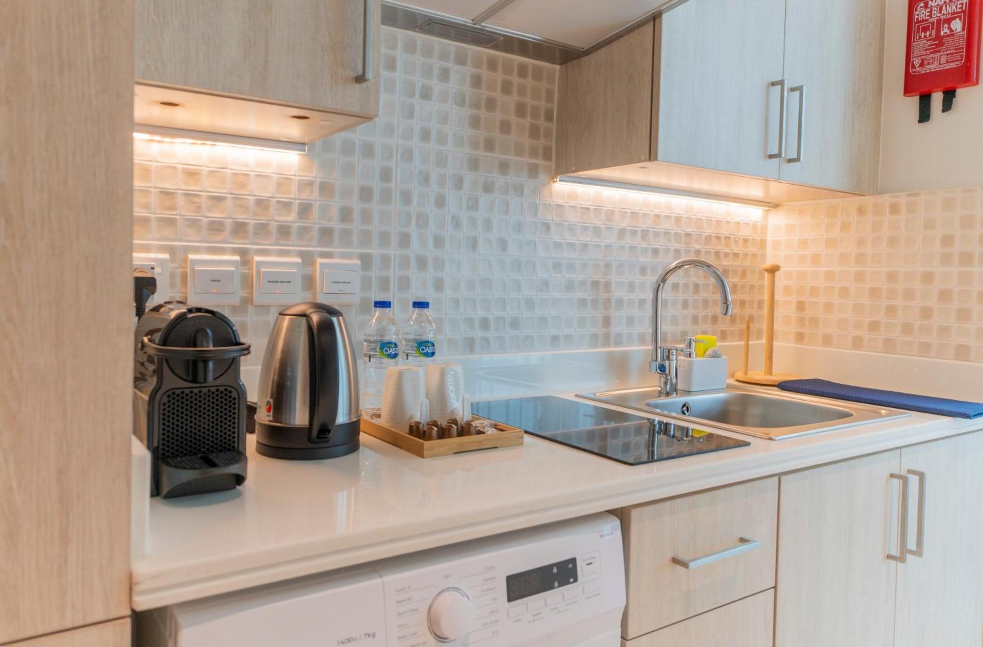 Studio With Private Beach Access At Palm Jumeirah 迪拜 外观 照片